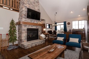 TV, fireplace, video games, DVD player