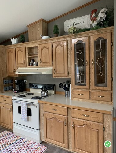 Swan Valley Palisades Creek Retreat. Enjoy the creek right out your front door!