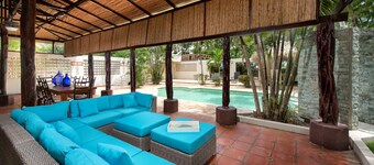 Casa Serena, Playa Grande. A recently refurbished private beachfront property!