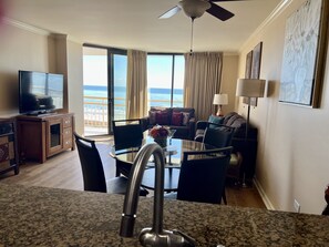 Interior - Oceanfront Dream Vacation! 11th Floor-What a View!! + Beach Locker-Book Early! (Myrtle Beach)