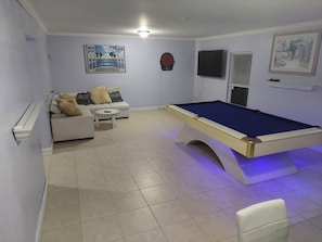 Spielezimmer