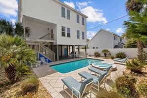Pool - HIGHLY REVIEWED Family Vacation Destination!! PRIVATE Pool/Hot Tub/Elevator (North Myrtle Beach)