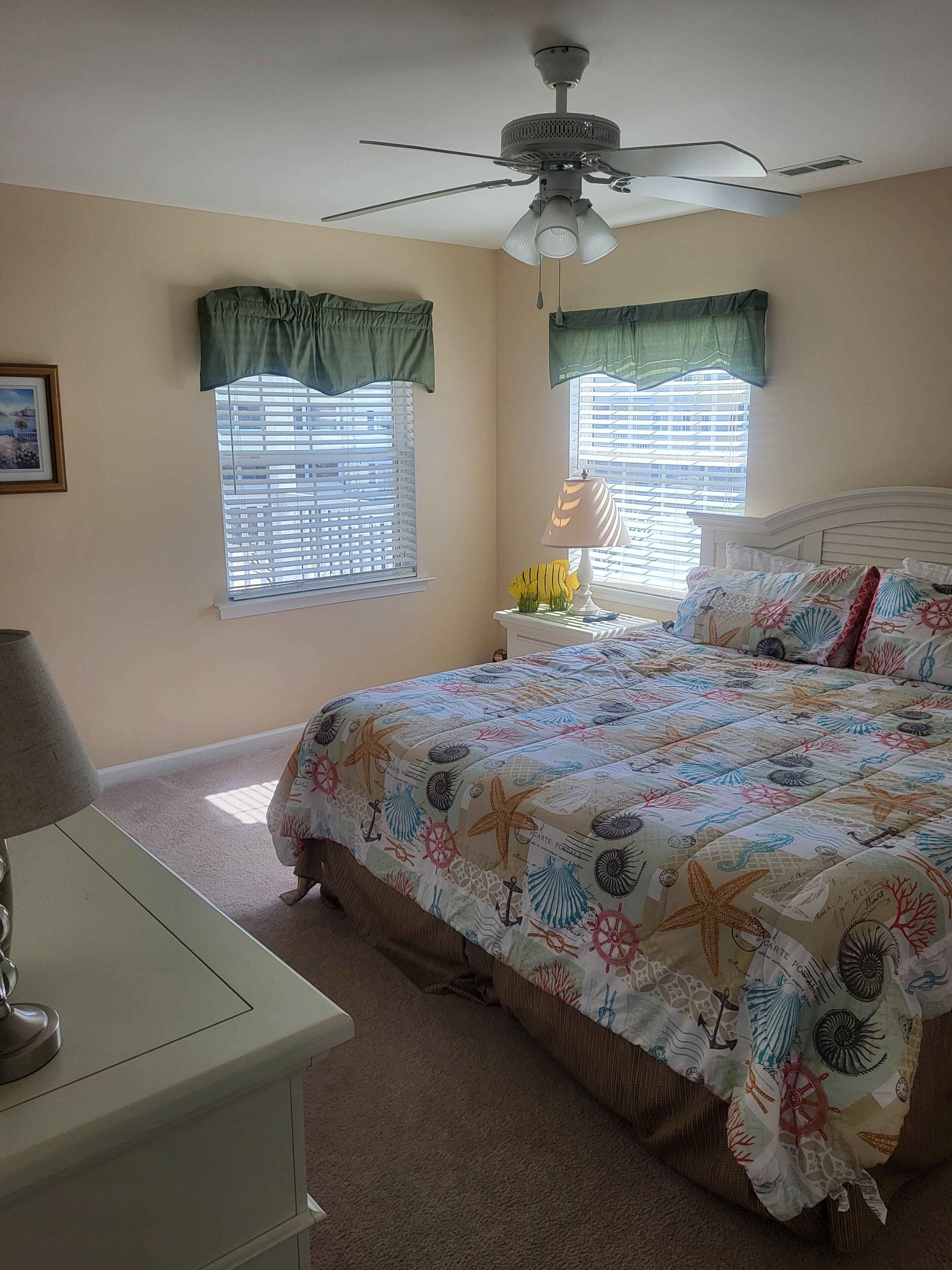 3 室のベッドルーム、アイロン / アイロン台、WiFi (無料)