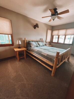 2 soverom, strykejern/-brett, wi-fi og sengetøy