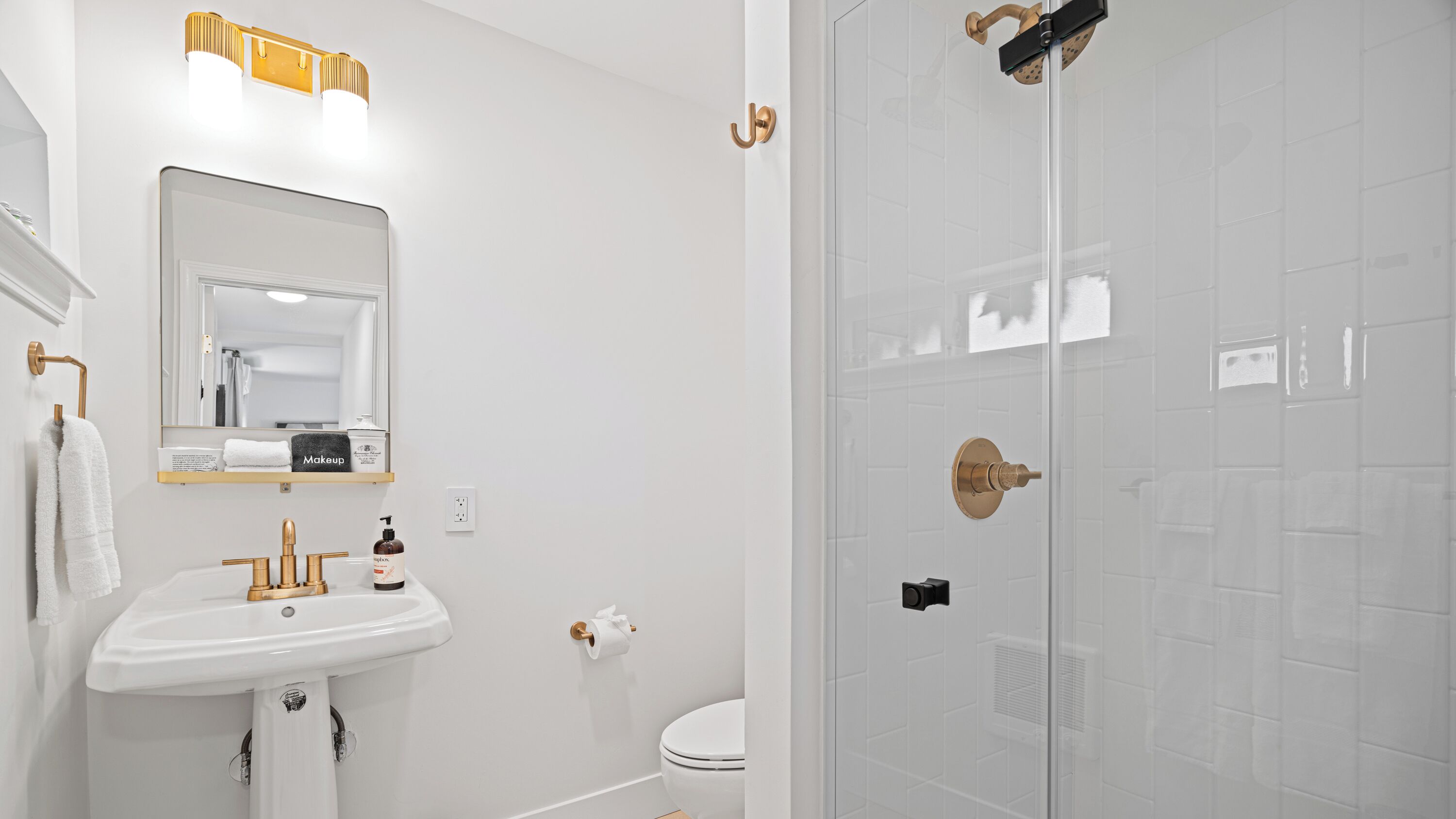 Separate Guest House - Full bath w/shower