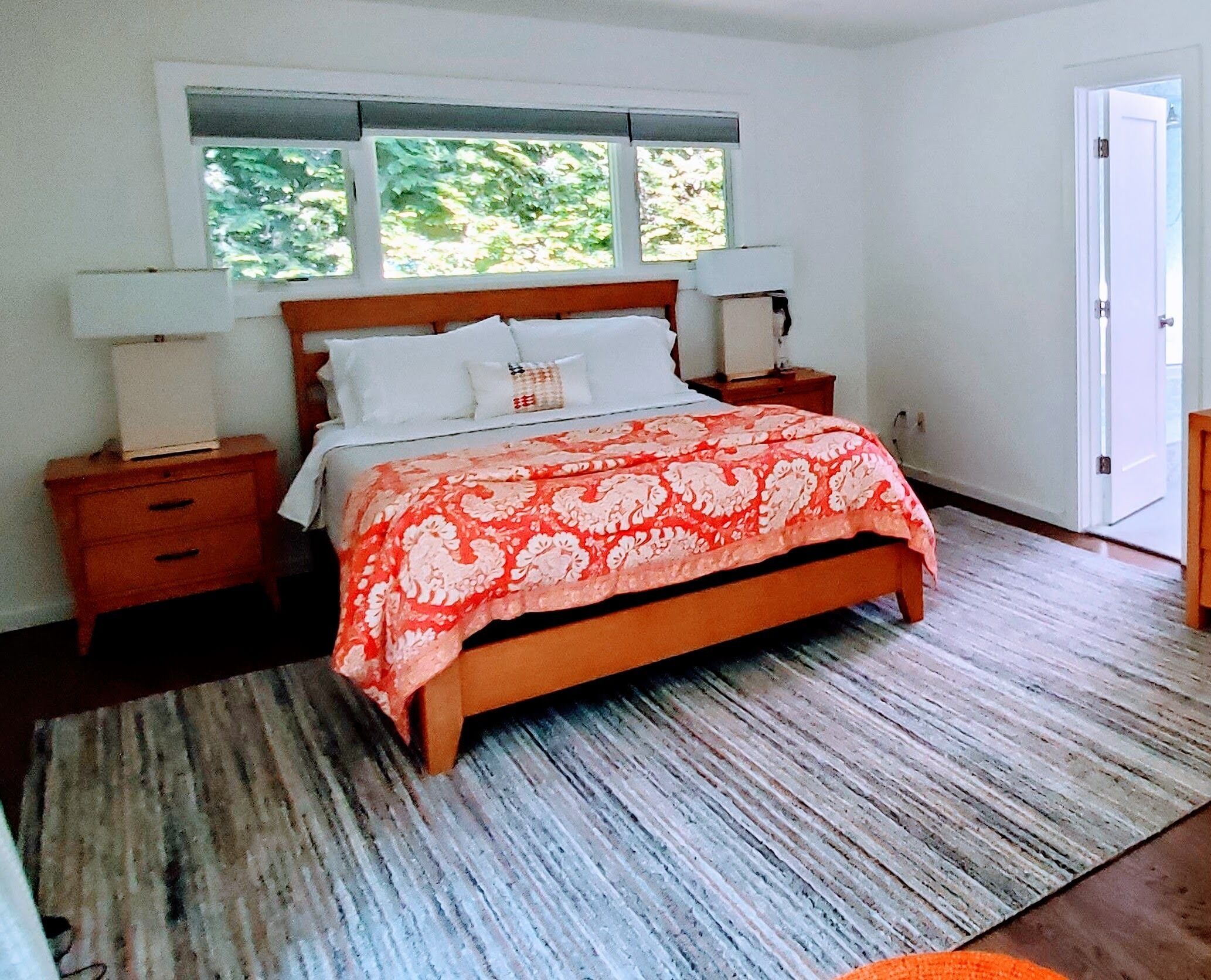 Master bedroom with en suite bathroom