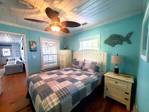 2 bedrooms, iron/ironing board, free WiFi, bed sheets