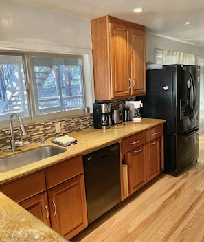 Private kitchen - Modern Comfort at its best in Tahoe Donner (Truckee)
