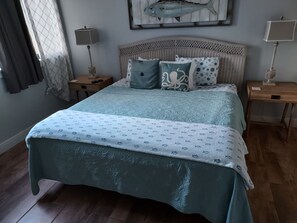 2 makuuhuonetta, silitysrauta/-lauta, ilmainen Wi-Fi, vuodevaatteet