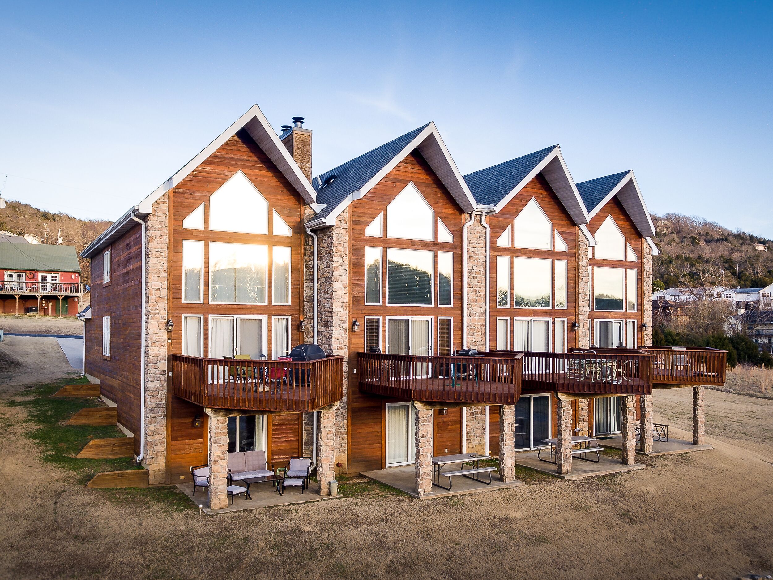 Beautiful Views, Starry Nights, Walking Distances to Marina