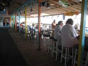 Bar (en la propiedad)