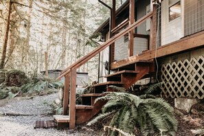 Property grounds - Snowline Cabin #98 - Hot Tub - Wi-Fi - Cozy! (Glacier)