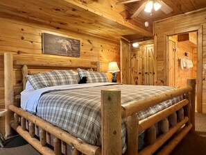 2 slaapkamers, een strijkplank/strijkijzer, reisbedje, gratis wifi