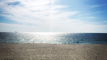Beach nearby, sun loungers