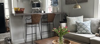 Peaceful Cottage Retreat Near Nashville!