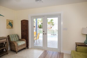 Interior - 4 Bedroom,4 Bath, Private Pool, 37 and 1/2 foot Dock! (Key Colony Beach)