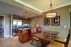 Dining - KLVR presents Honua Kai K612*Two bedrooms*one bath (Lahaina)