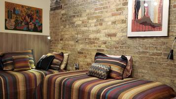 4 bedrooms, iron/ironing board, travel cot, free WiFi