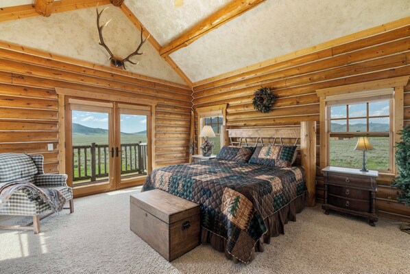 4 bedrooms, iron/ironing board, travel crib, free WiFi