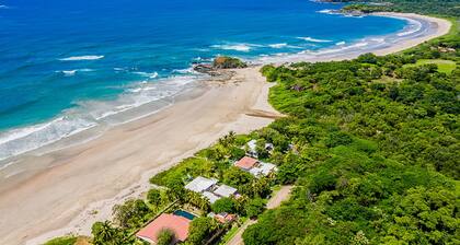 Casa Mirage, fabelhafte Lage am Meer in Playa Grande.