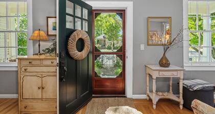 Restaurants, Geschäfte und Verkostungsräume in der Innenstadt sind zu Fuß erreichbar