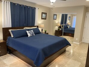 4 bedrooms, iron/ironing board, WiFi, bed sheets