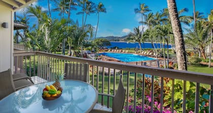 Lae Nani #124, Ocean Front, wonderful view, tastefully remodeled