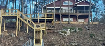 On A Whim Rustic Lodge Near Smith Lake Park