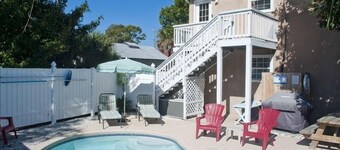 Sjarmerende feriested med privat basseng