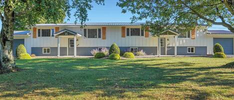 المنشأة من الخارج