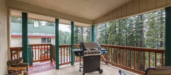 INSIDE YOSEMITE PARK- Yosemite Upper Cascade