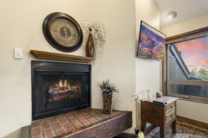 Interior - Country Club Condo Retreat (Flagstaff)