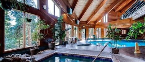 Piscine couverte, piscine chauffée