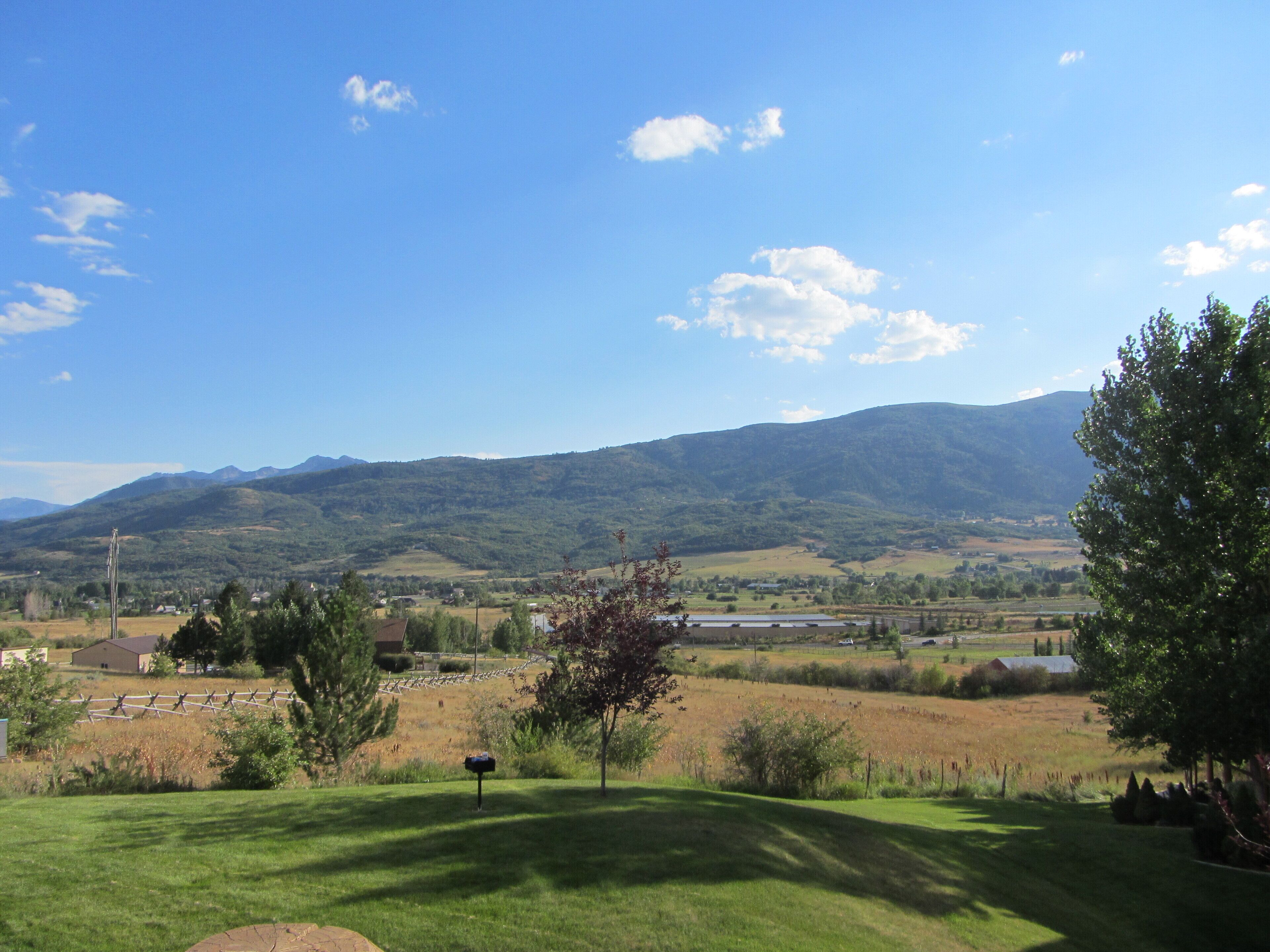 Deluxe 3br 3 Bath Condo - Book Your Spring & Summer Outdoor Activity Fun ! 