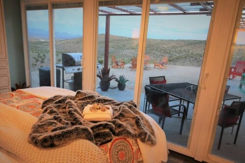 Fossil Knob-Main House Ultimate & Modern Rugged Outbackin alueella Big Bendissa