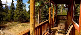 ☆ Denali Sunset House - Wild scenery with creature comforts!