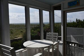 Outdoor dining - Outer Banks NC  Hatteras Island  Oceanfront w/ Pool Hot Tub Sleeps 12 Pets OK (Waves)