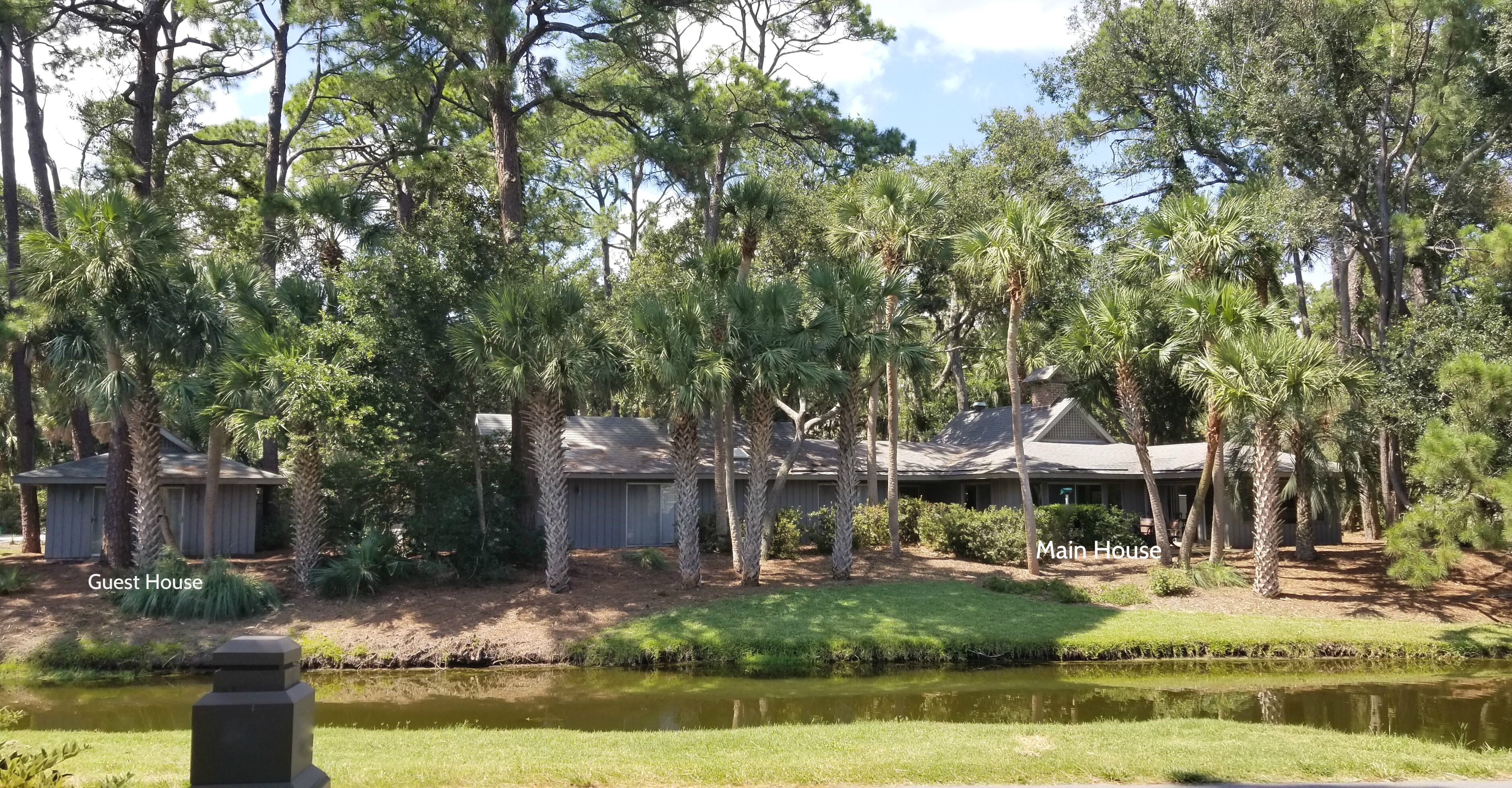 SEA PINES on Beach Lagoon 2nd Row 2 min walk to beach. Additional GUEST HOUSE
