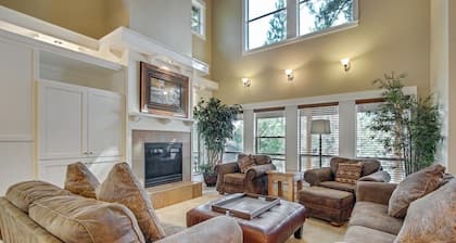 Bend Getaway RiverWild-Walk -kadulla Deschutes-joen ja Old Mill District