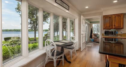 Paradise On The Lake ~ Luxurious Peninsula Property ~ Best View On The Lake!