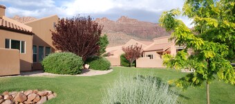 Moab Rim Village - Perfect Location - New Hot Tub!