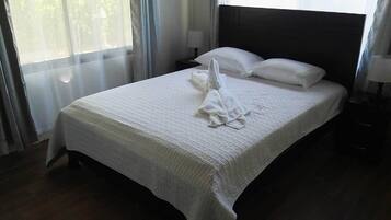 2 bedrooms, WiFi, bed sheets