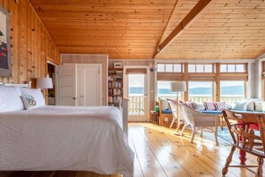 1 室のベッドルーム、デスク、アイロン / アイロン台、WiFi