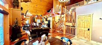 Lucky Chip - Game Room, Hot Tub, AC, Near Deadwood!