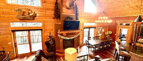 Smart TV, chimenea