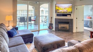 Smart-TV, Kamin, DVD-Player, Videothek