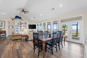 Dining - Bayfront Home w/ Private Dock & New Addition—Perfect for Large Families (Port St Joe)