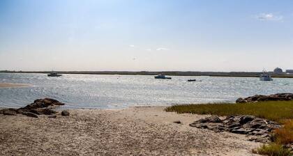 Relaxing Hampton Beach Vacation Home