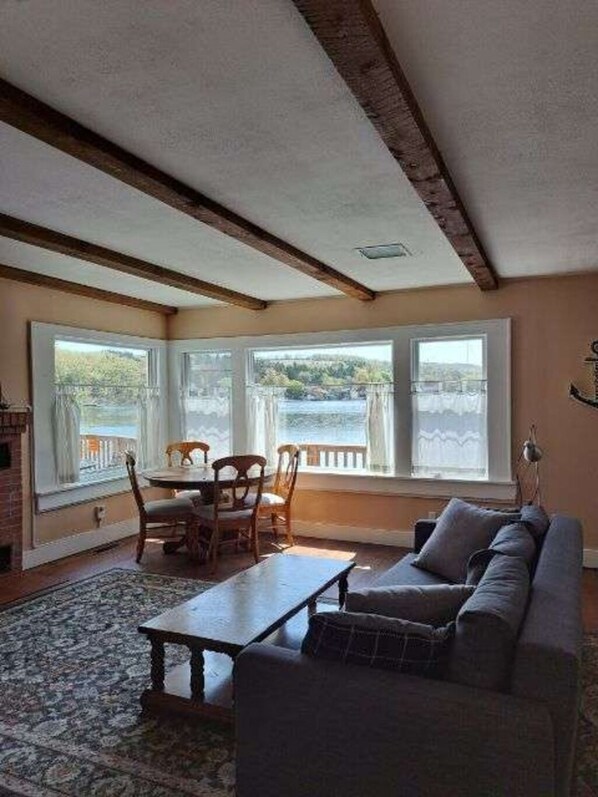 Smart TV, DVD player, books, video library