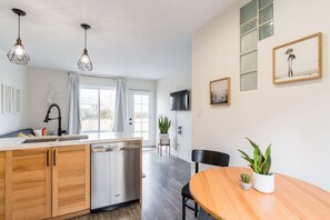 Interior - Casa Nova - Central San Diego FREE parking (San Diego)